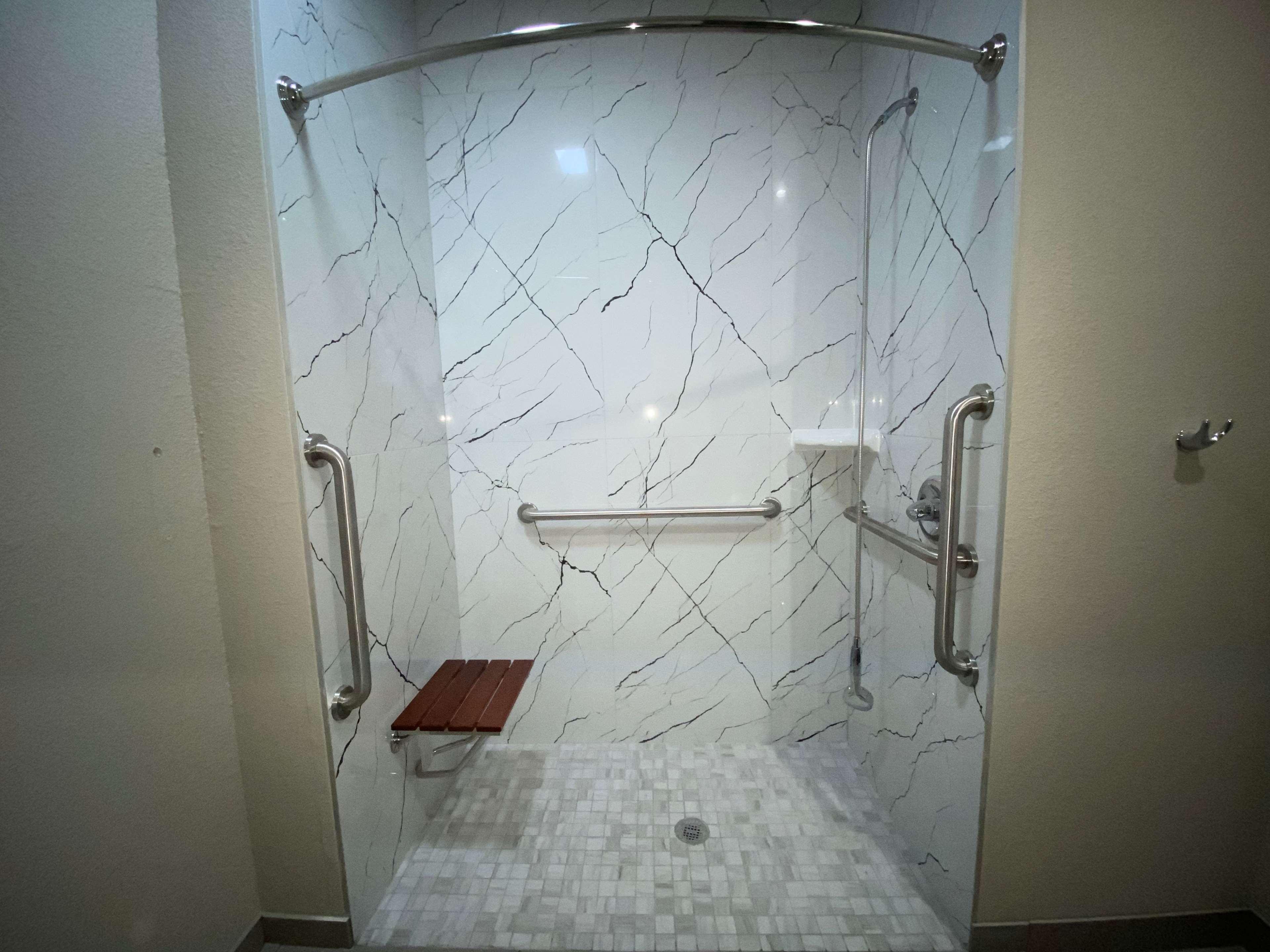 Surestay Plus Hotel By Best Western Ada Dış mekan fotoğraf