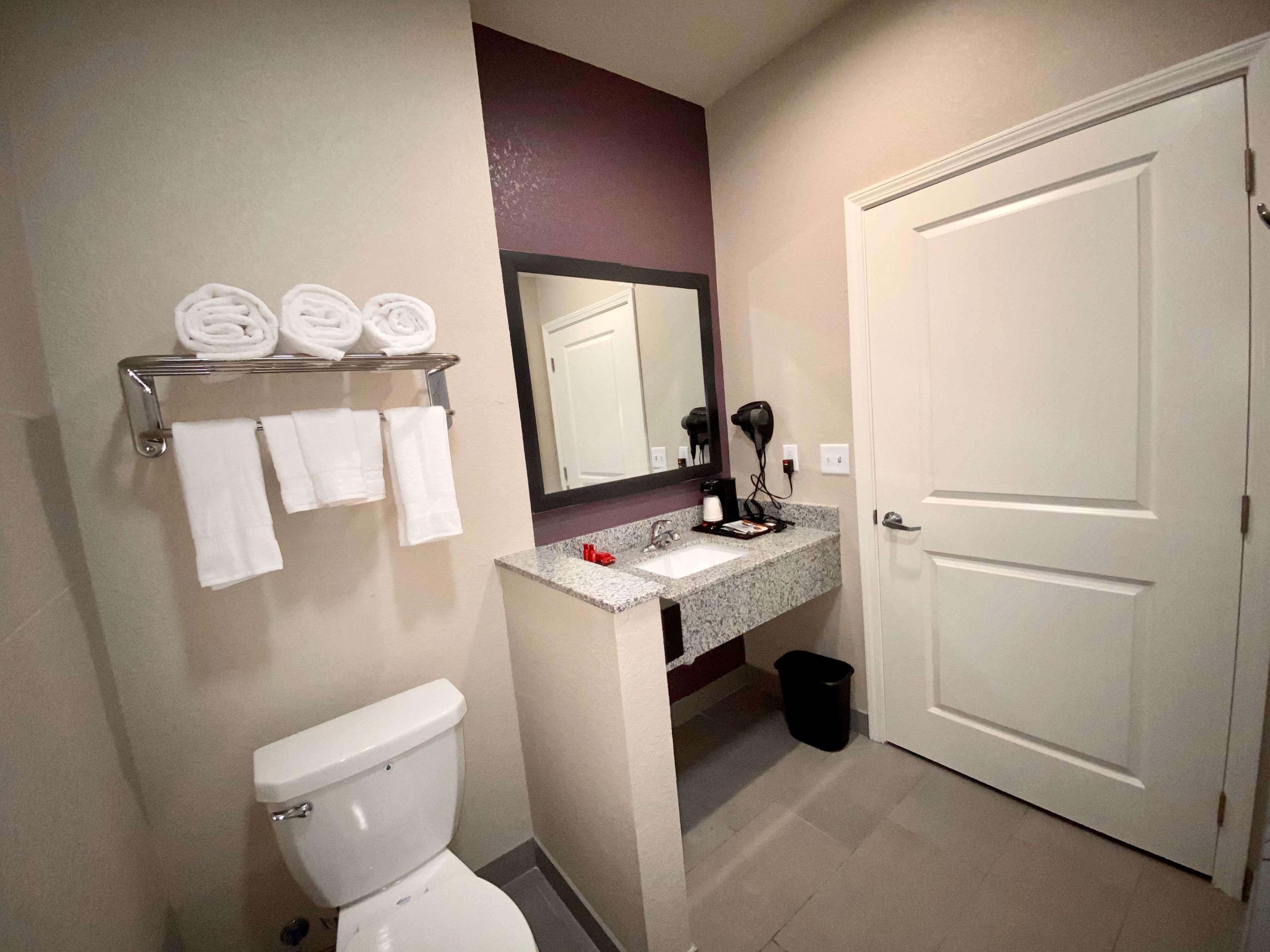 Surestay Plus Hotel By Best Western Ada Dış mekan fotoğraf