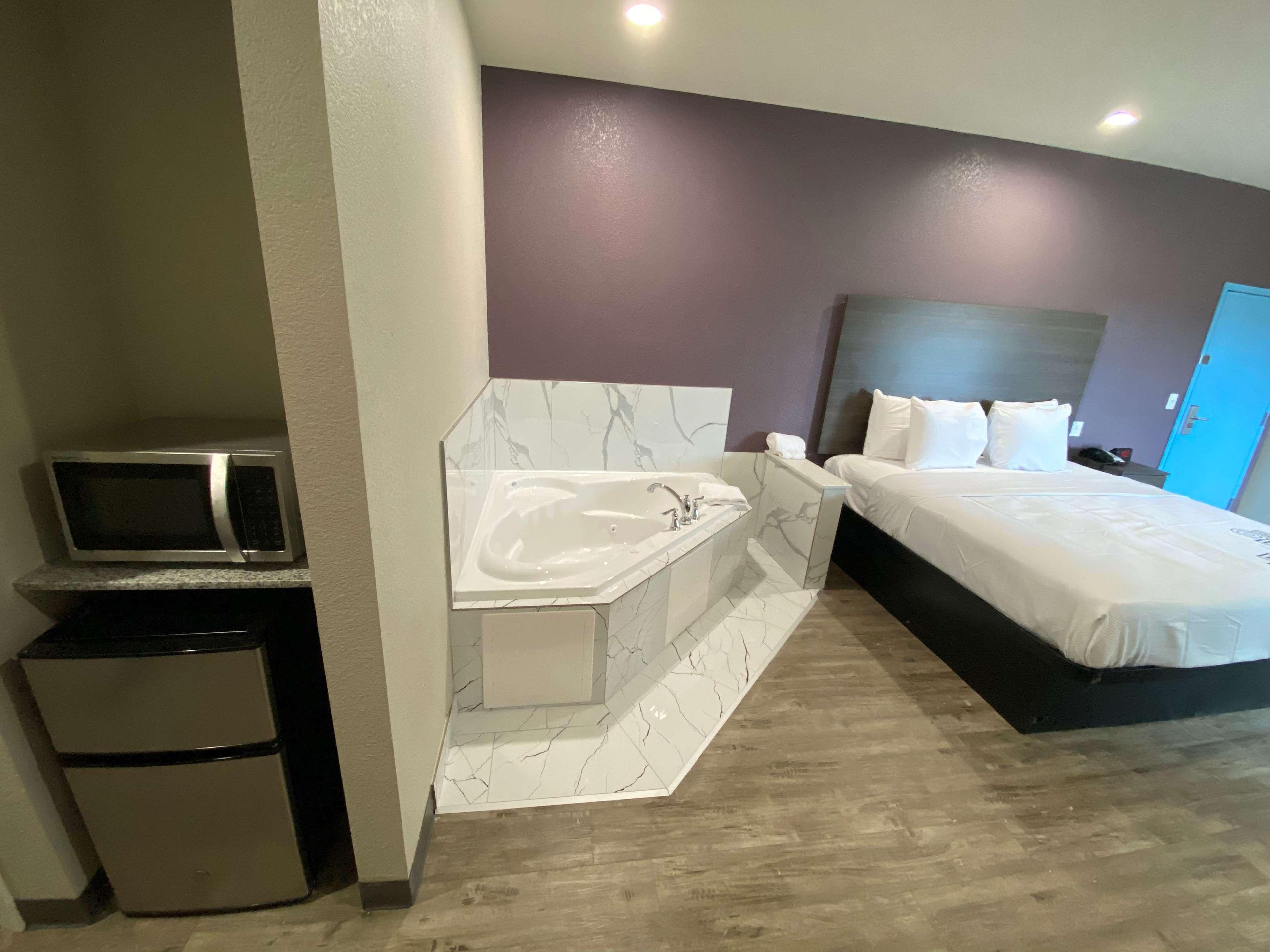Surestay Plus Hotel By Best Western Ada Dış mekan fotoğraf